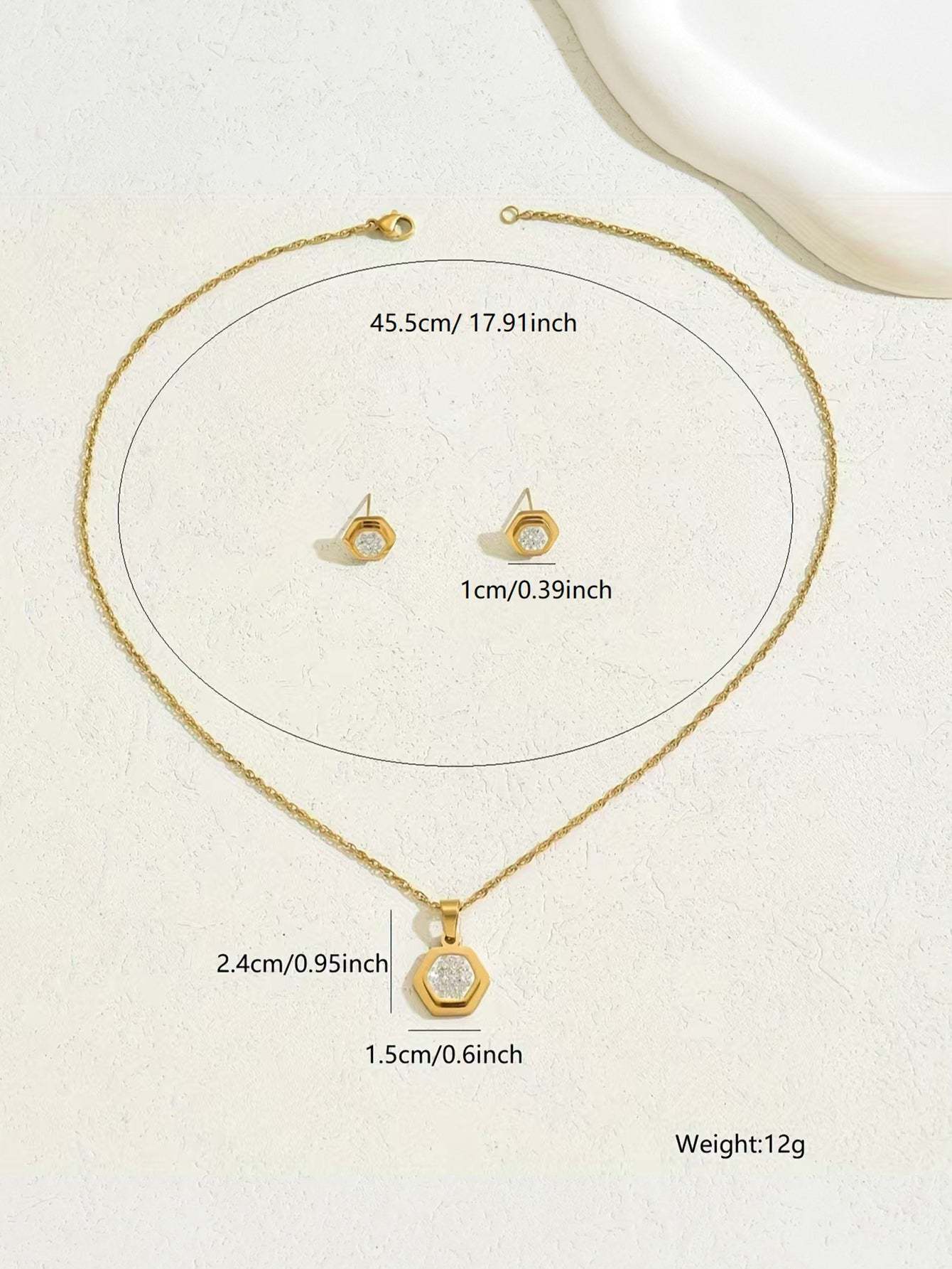 18K Gold Plated 三件套时尚复古简约大气通勤精致J几何耳环项链女款套装