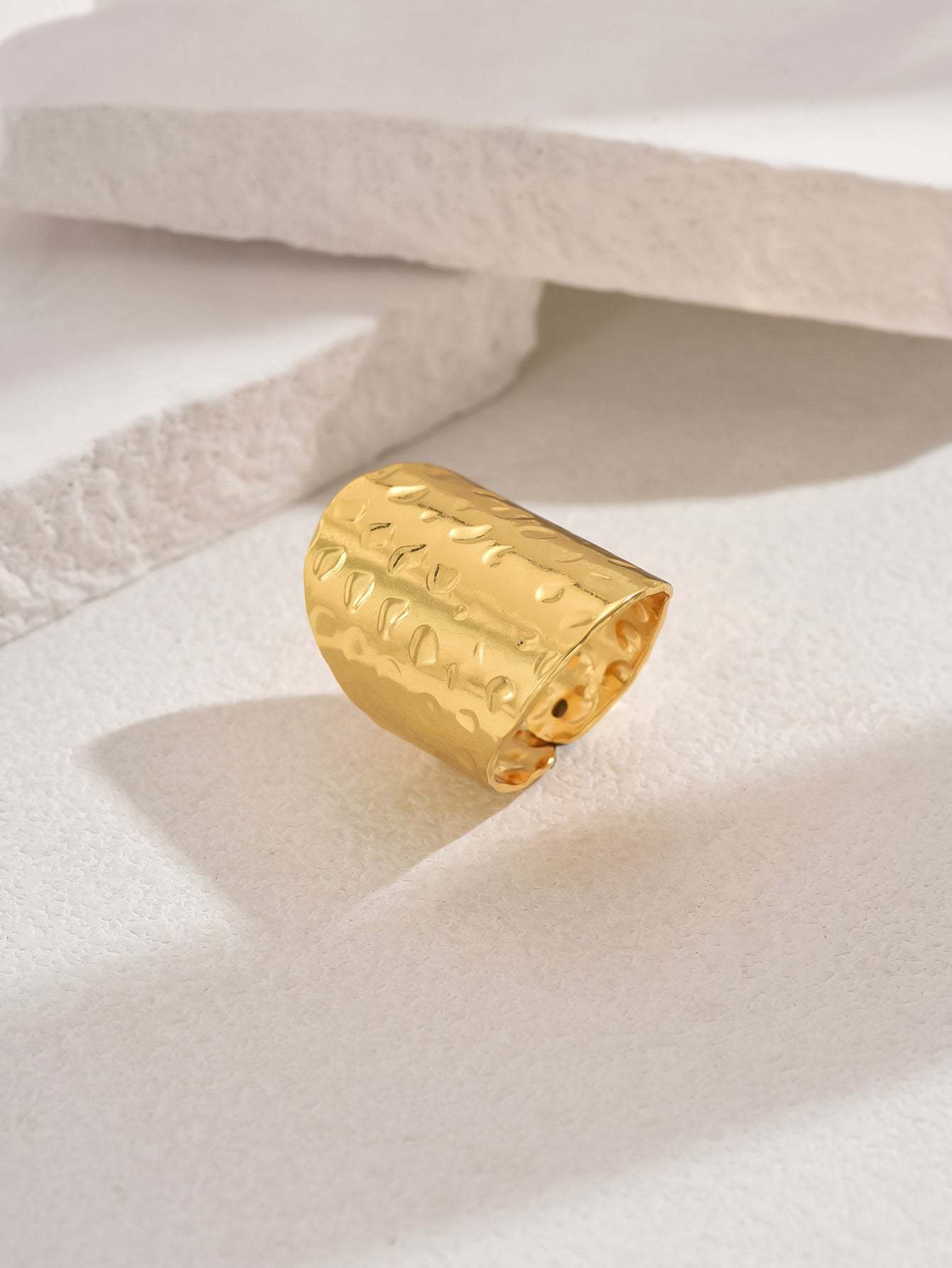 18K Gold Plated一件欧美时尚大气精致奢华吉祥戒指开口女戒镂空首饰品