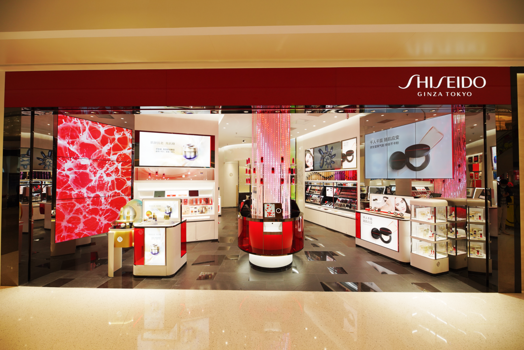 Enhancing Retail and Brand with 3D LED Cube Display Technology