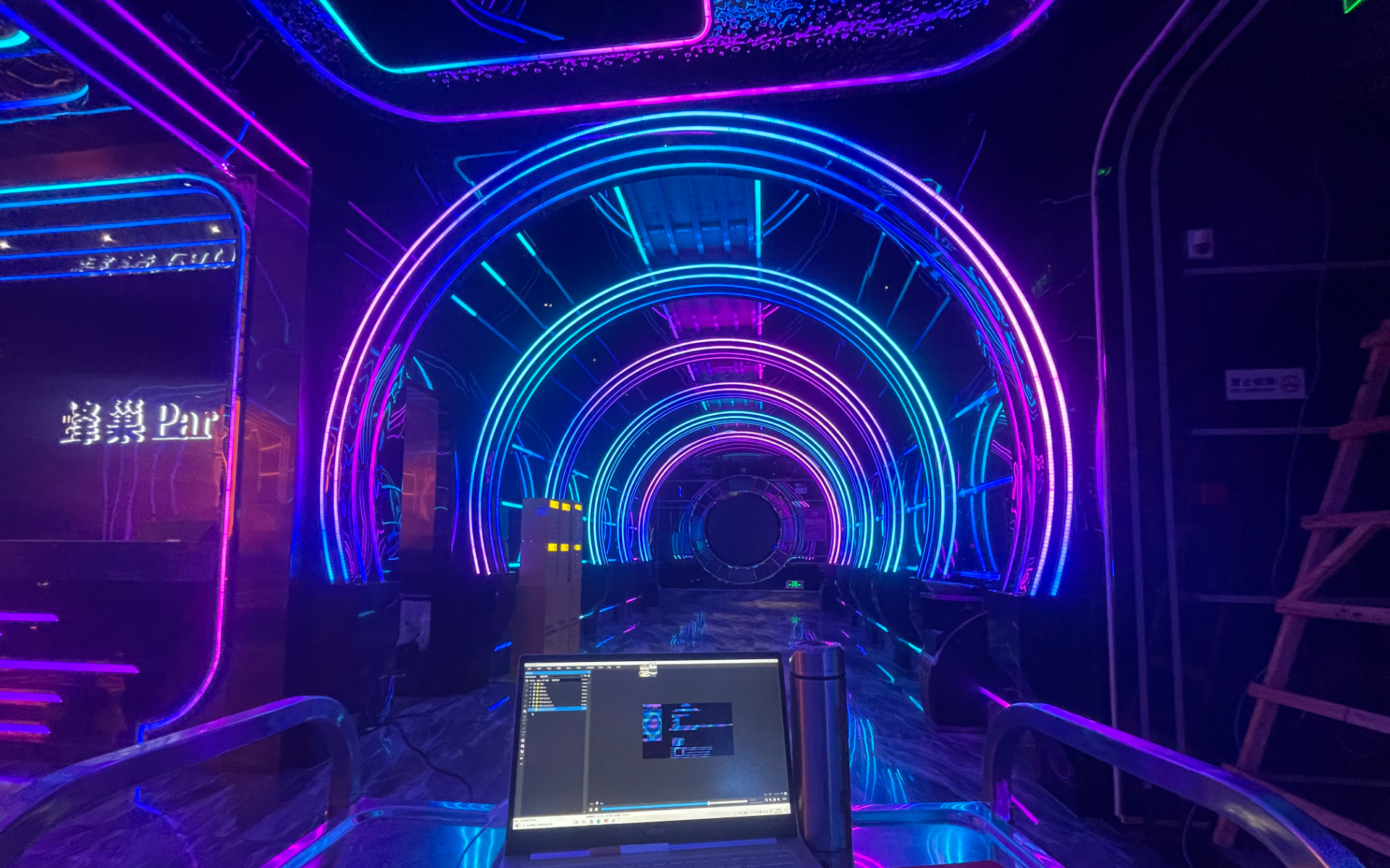 Hive Bar immersive lighting installation by Seekway