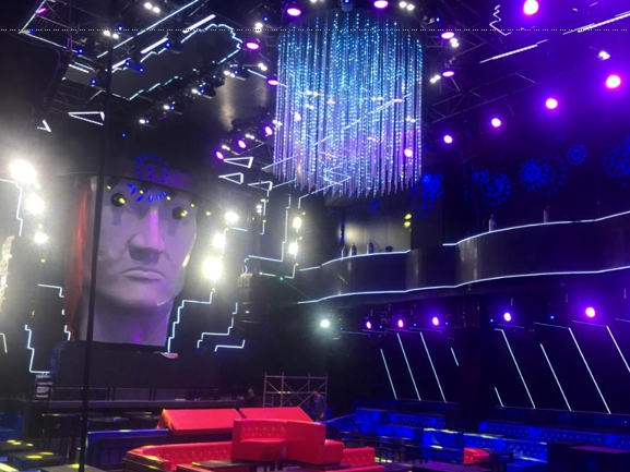 Seekway&rsquo;s 3D lighting at bar in China