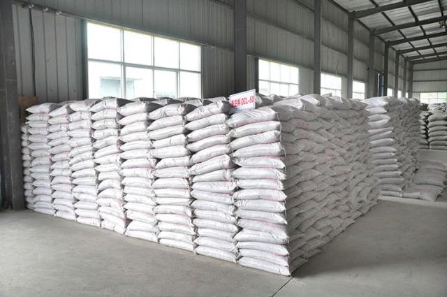 Refractory castables