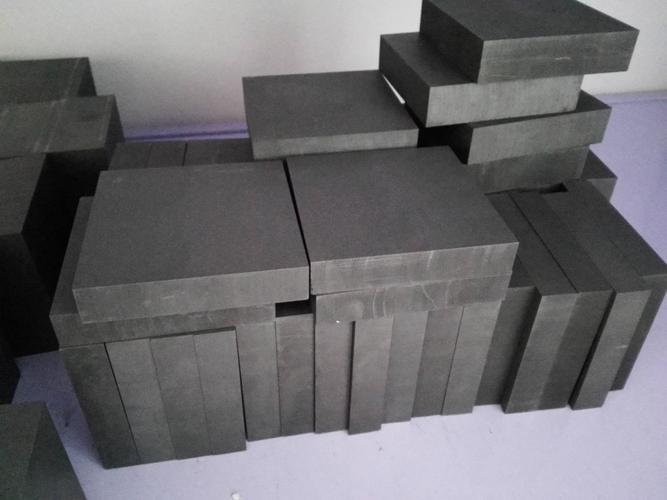 Fine-Grain Graphite Block