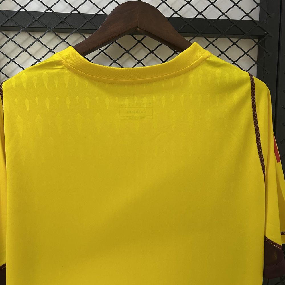 24/25 Flamengo Limited Edition Goalkeeper Yellow Jersey  1:1 Thai quality S-4XL