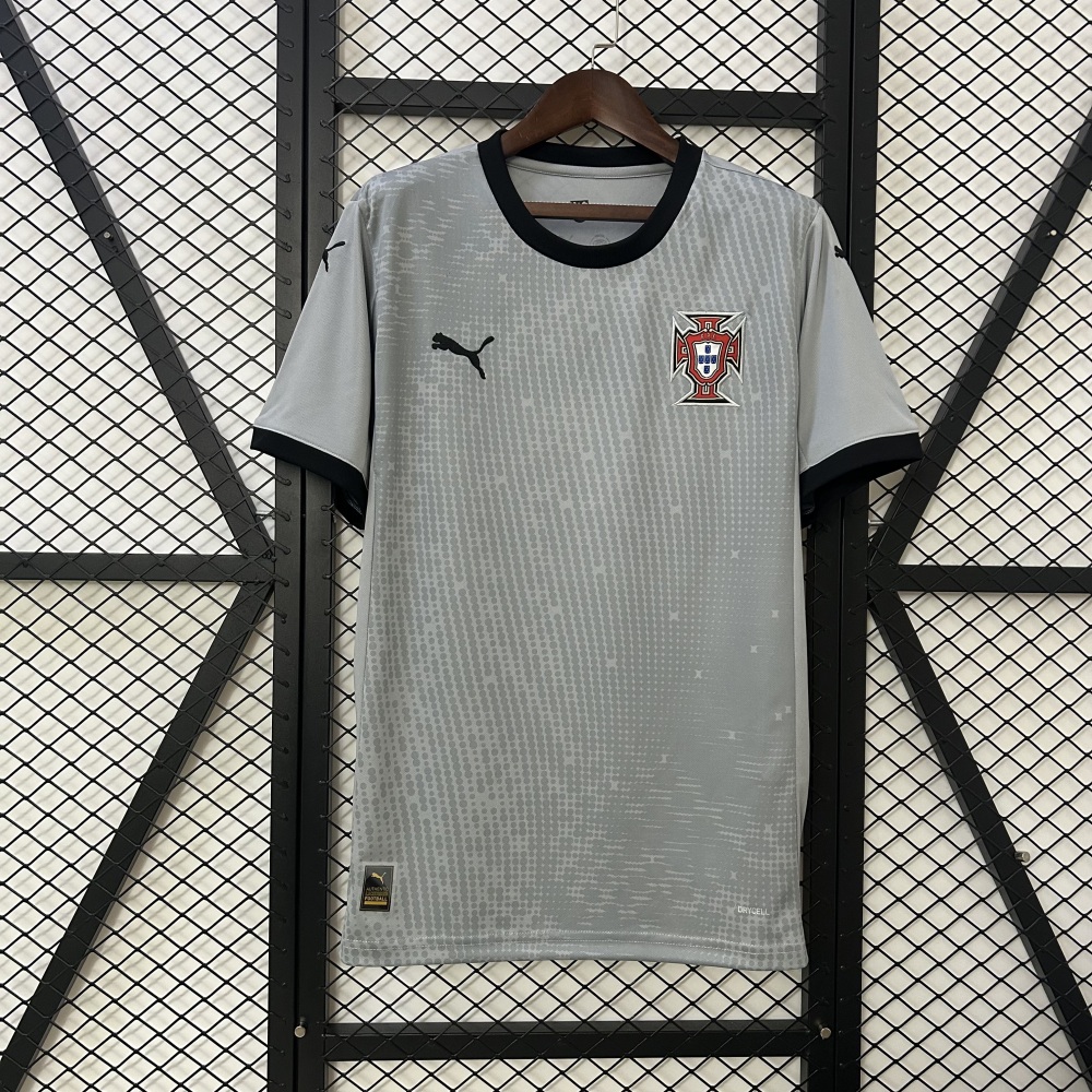 2025 Goalkeeper Portugal Grey Jersey  1:1 Thai quality