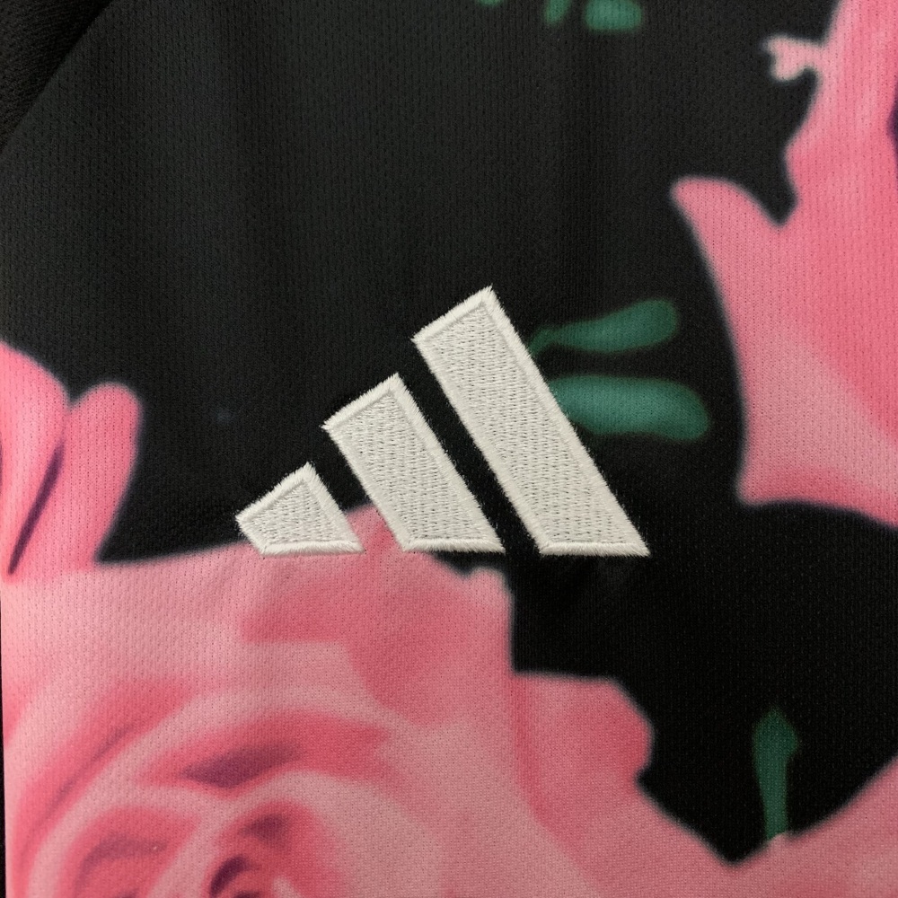 25/26 Real Madrid Special Edition Jersey  1:1 Thai quality