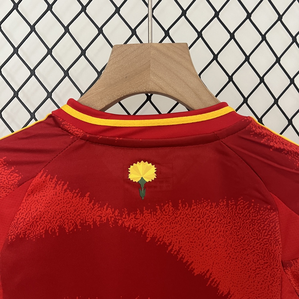 24/25 kids Spain home Jersey Kits(Jersey+Shorts) 1:1 Thai Quality
