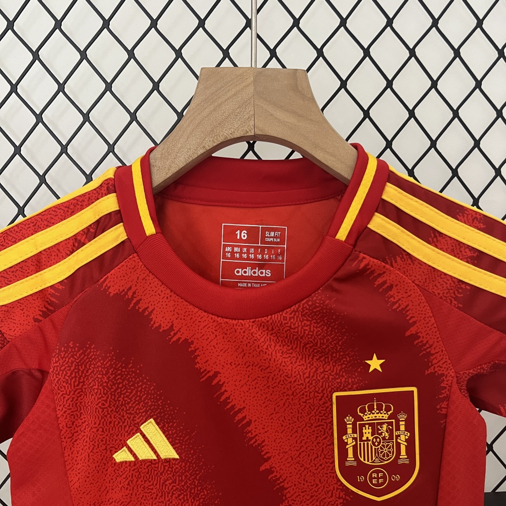 24/25 kids Spain home Jersey Kits(Jersey+Shorts) 1:1 Thai Quality