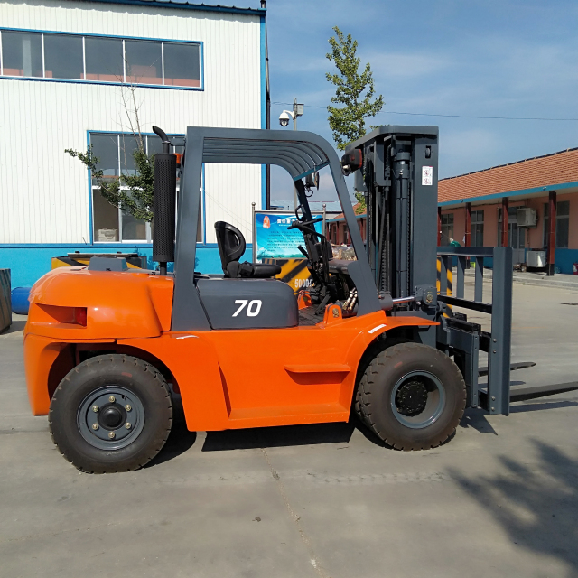 Hydraulic Diesel Forklift Truck with Side Shift Optional,Manufacturer of Skid Steer Attachments, Forestry Mulcher, Remote Control Lawn Mower ...