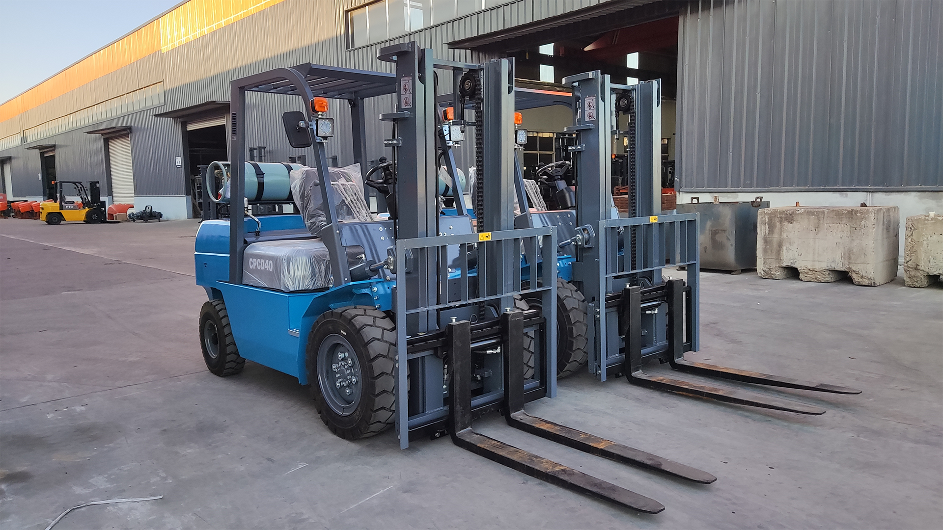 LPG Engine Gasoline Gas Forklift 3Tons Fork Positioner Side Shifter,Manufacturer of Lawn Mower, Diesel forklift, Electric forklift, Stacker truck, Scissor lift … 