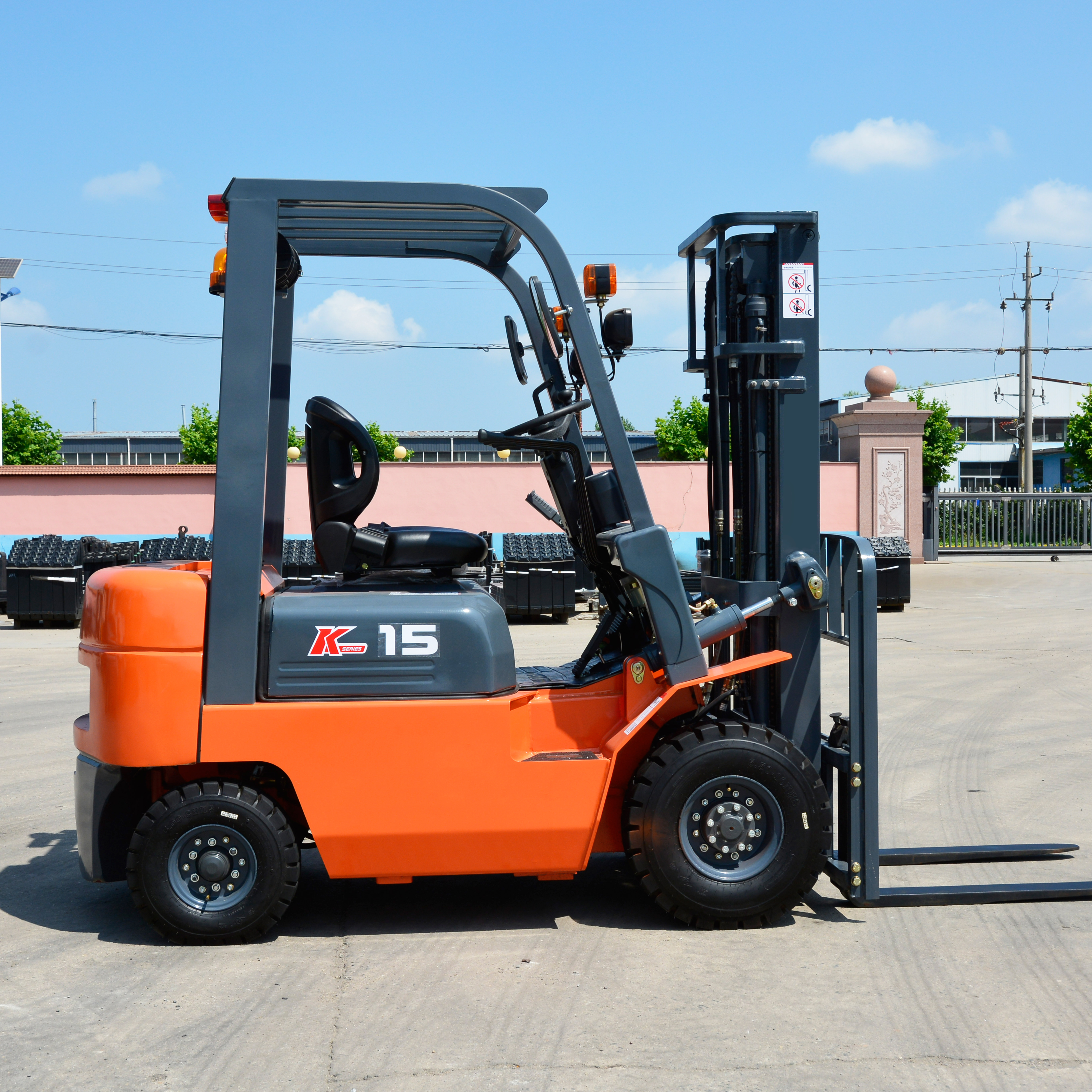 1.5Ton Diesel Forklift,Manufacturer of Lawn Mower, Diesel forklift, Electric forklift, Stacker truck, Scissor lift … 