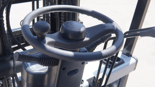 1Ton Electric Forklift,Manufacturer of Skid Steer Attachments, Forestry Mulcher, Remote Control Lawn Mower ...