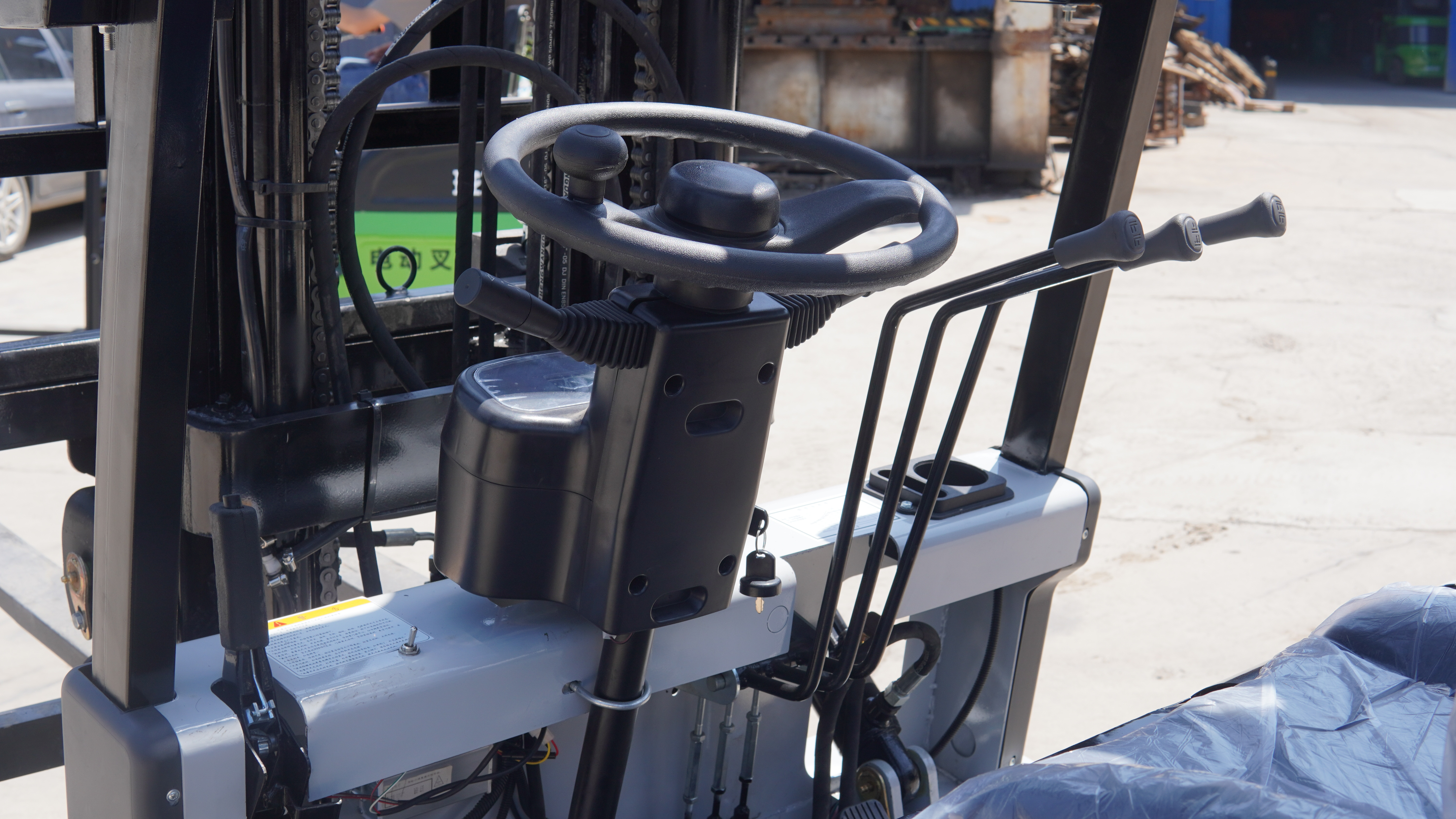 1Ton Electric Forklift,Manufacturer of Skid Steer Attachments, Forestry Mulcher, Remote Control Lawn Mower ...