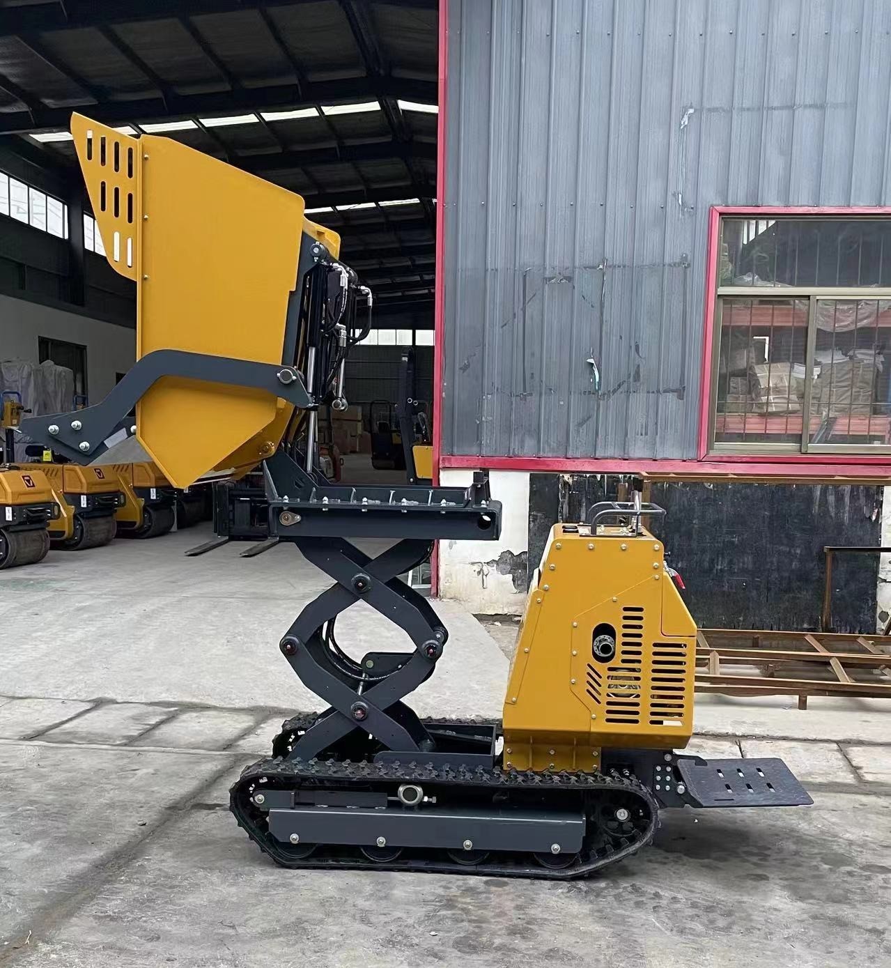Small Crawler Dumper Truck,Manufacturer of Lawn Mower, Diesel forklift, Electric forklift, Stacker truck, Scissor lift … 