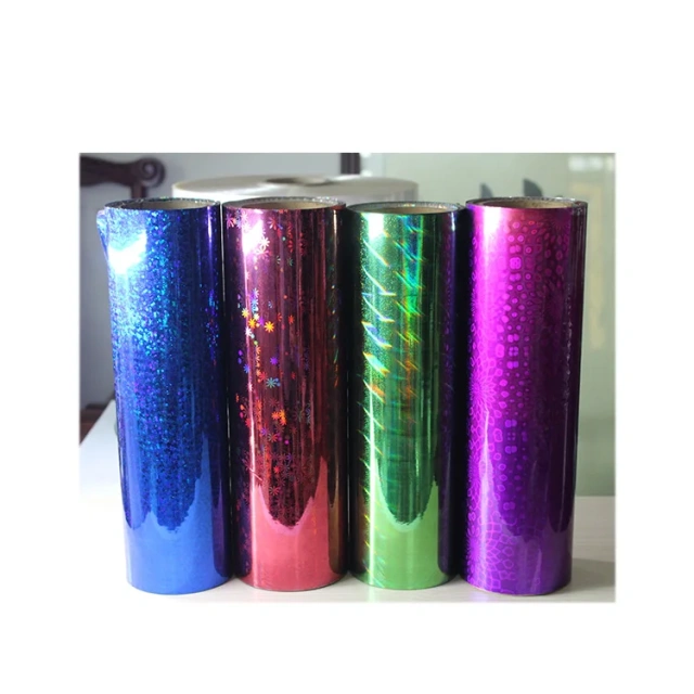 Holographic packaging film for various patterns of gift wrapping