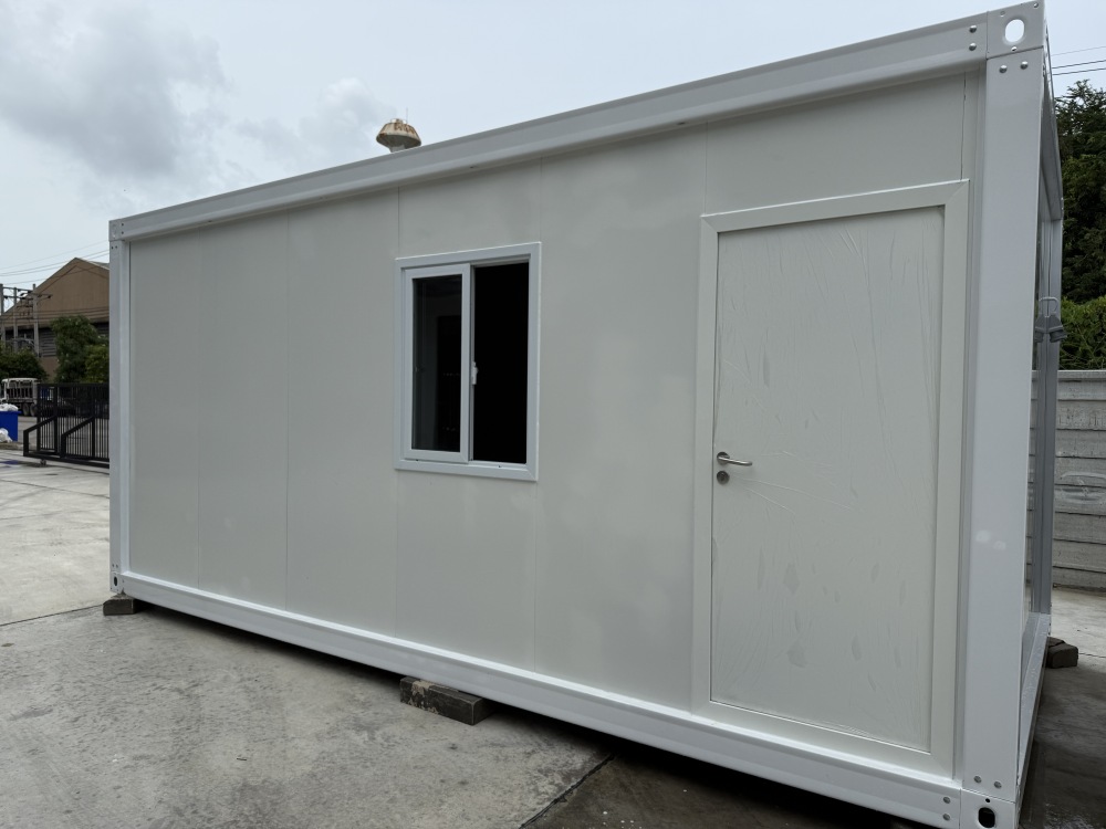 Makahaus บ้านน็อคดาวน์ 3x6x2.8m พร้อมอแอร์ ราคาถูก พร้อมส่ง แข็งแรง ปรับแต่งได้ ใช้เป็นบ้านพัก ร้านค้า รีสอร์ท ออฟฟิศ