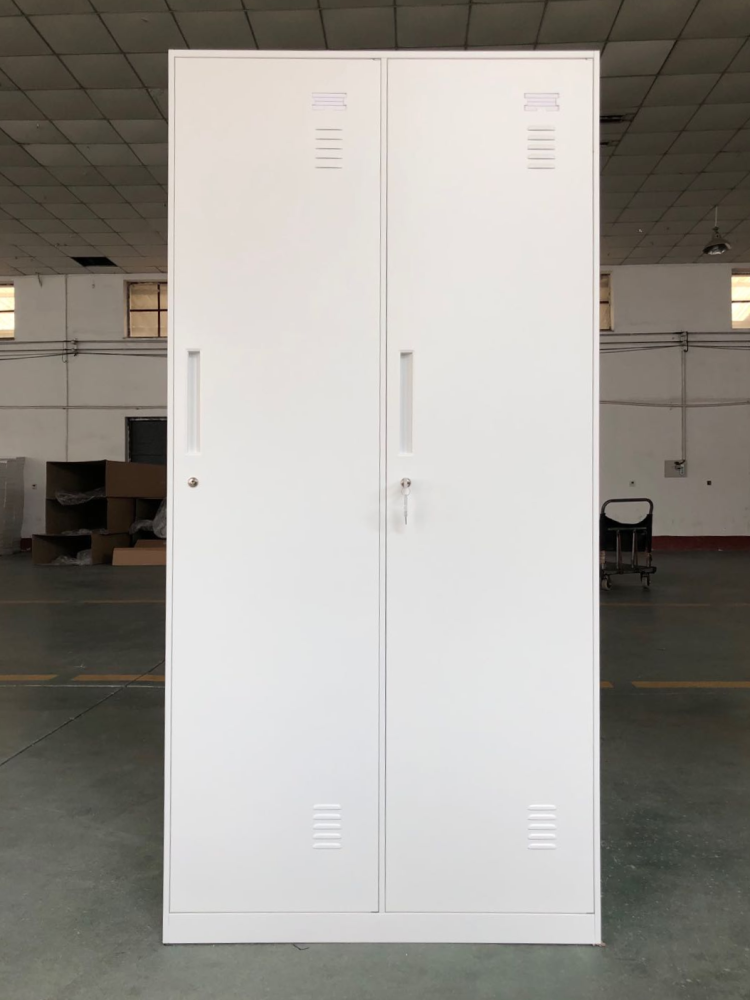 Pure white two-door locker with mirror ตู้ล็อกเกอร์สองบานสีขาวล้วนพร้อมกระจก ตู้เสื้อผ้าสำหรับหอพักพนักงานและฟิตเนส มือจับเหล็กแบบแทบ พร้อมส่ง.