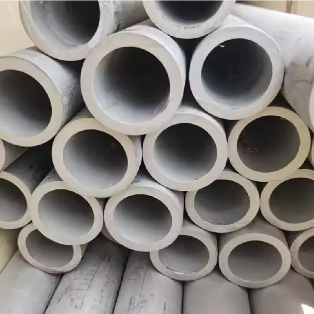 2304 Duplex stainless steel pipe