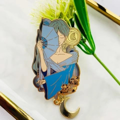 No MOQ Hard Enamel Pin Custom Metal Logo Soft Enamel Pin Gold Anime Cartoon Cute Animal Badge Kpop Glitter Lapel Pin Custom