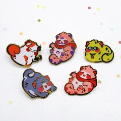 Custom Glitter Hard Enamel Pin Soft Enamel Lapel Pin Cartoon Metal Badge Gold Plated AnimeLogo UV Animal Enamel Pin Custom