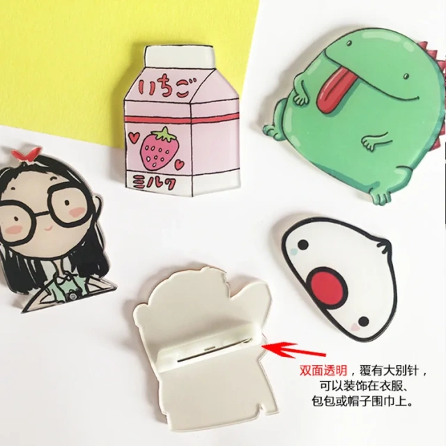 Custom Acrylic Pin Manufacturer Clear Glitter Acrylic Pin Badge CutE Cartoon Anime Kpop Custom Shape Acrylic Chain Charm