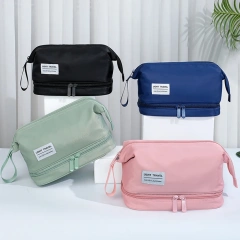 Luxury Travel Cosmetic Bag Cases for Women Waterproof Professional Makeup Bag Travel Case Custom Logo Make up Brush Set With Bag