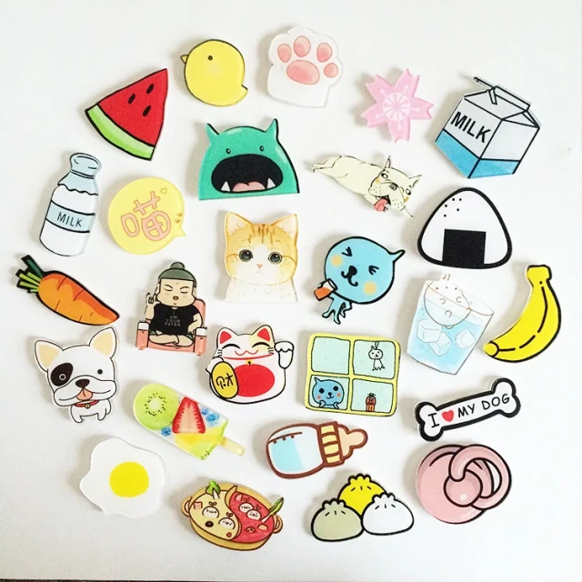 Custom Acrylic Pin Manufacturer Clear Glitter Acrylic Pin Badge CutE Cartoon Anime Kpop Custom Shape Acrylic Chain Charm