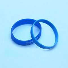 Wholesale New Debossed Wrist Bands Personalized Scented Silicone Bracelet Promotion Gift Custom Thin Rubber Silicone Wristband