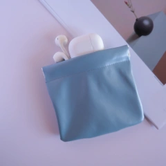 Professional Travel Small Makeup Pouch With Logo Portable Headphone Lipstick Pouch Bag Waterproof Cosmetic Pouch Packaging