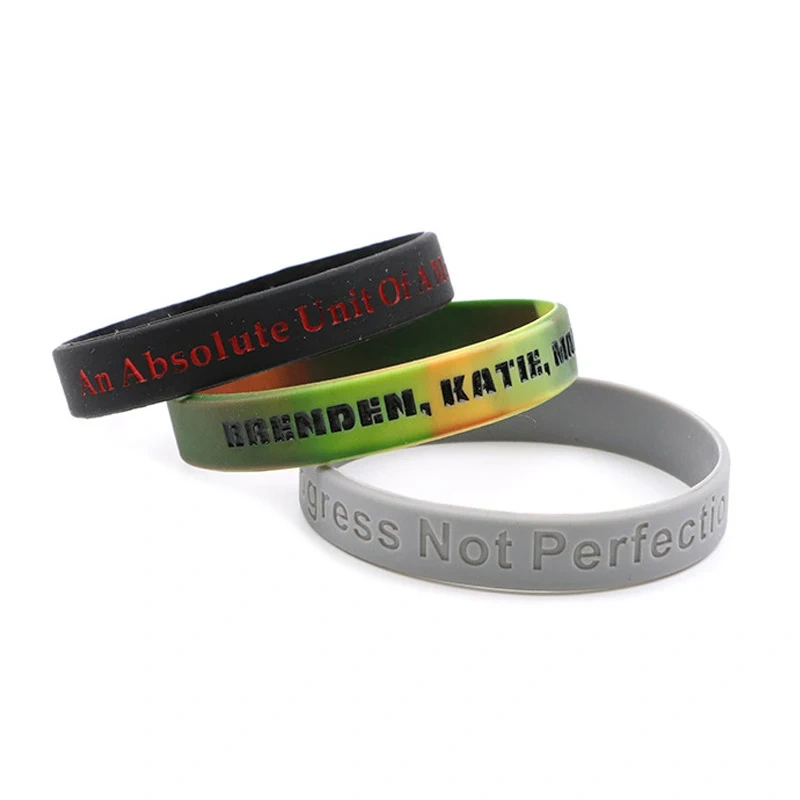 Custom Silicone Bracelet With Charm Pins Rubber Silicone Keychain Bracelet Silicone Wristbands Custom Logo
