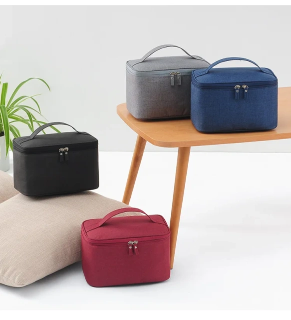 Professional Makeup Bag Travel Case for Men Nylon Portable Waterproof Make up Pouch Cosmetic Bags and Cases With Custom Logo