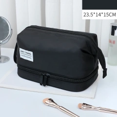 Luxury Travel Cosmetic Bag Cases for Women Waterproof Professional Makeup Bag Travel Case Custom Logo Make up Brush Set With Bag