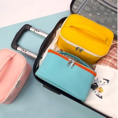Logo Printed Custom White Bag Wholesale PU leather Cosmetic Case Makeup Bag Travel Case Luxury Cosmetic Bag for Women