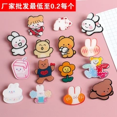 Custom Acrylic Pin Manufacturer Clear Glitter Acrylic Pin Badge CutE Cartoon Anime Kpop Custom Shape Acrylic Chain Charm