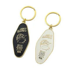 Wholesalemetal Anime Enamel Metal Keychains Custom Gun Alloy Logo Metal Key Chain Luggage Tag Holder Metal Motel Keychain Custom