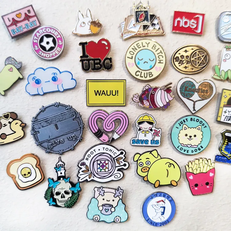 China Factory No Minimum Custom Lapel Pin Metal Badge Glitter Gold Printed Logo Cartoon Anime Hard Enamel Pin Custom Soft Pin
