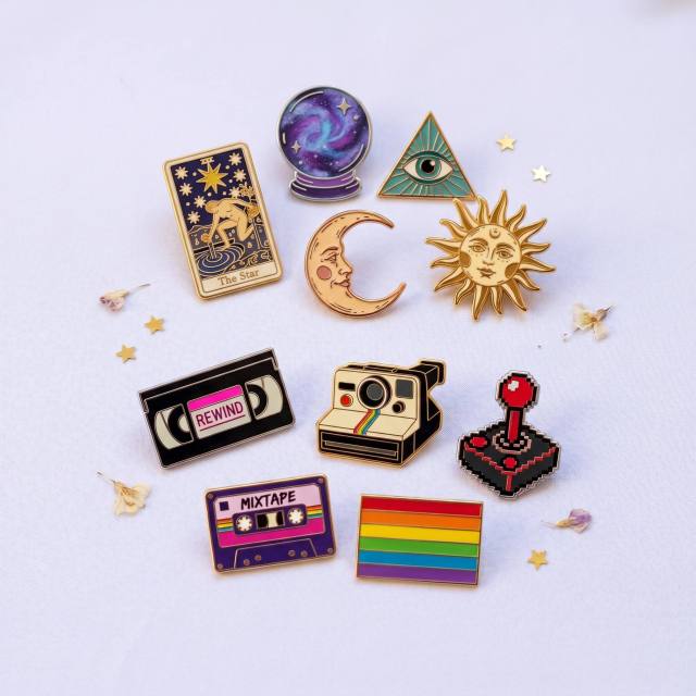Custom Pins for Etsy & Amazon Sellers