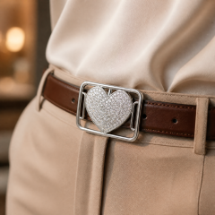 Crystal Heart Belt Buckle Women Zinc Alloy Zircon Rhinestone Glamour OEM Gift Belt Buckle