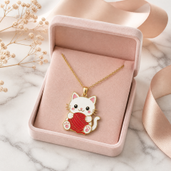 Custom Soft Enamel Cat Pendant Necklace Kawaii White Cat with Red Yarn Ball Charm Gold Tone Cable Chain Jewelry OEM
