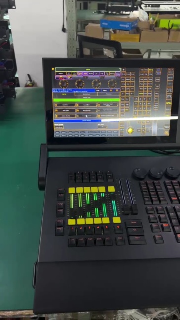 New MA2 Command wing electric control wing gradient rgb, touch screen backlight, I7 CPU, latest version controller, stage lights, DMX console