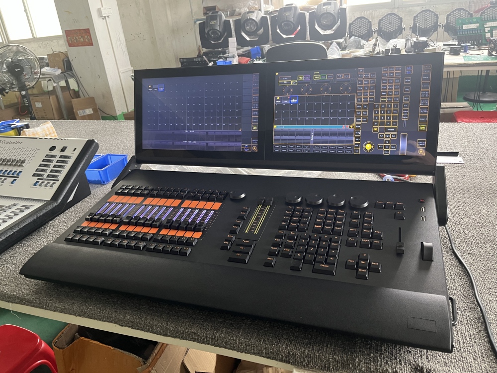 MA2 Command wing rgb touch screen control controller, stage lighting I7 CPU rgb backlight, electric pushrod