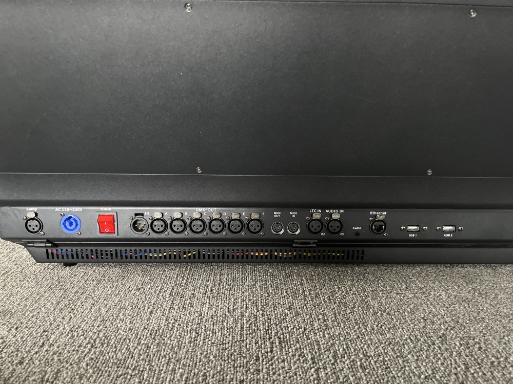 MA2 Command wing rgb touch screen control controller, stage lighting I7 CPU rgb backlight, electric pushrod