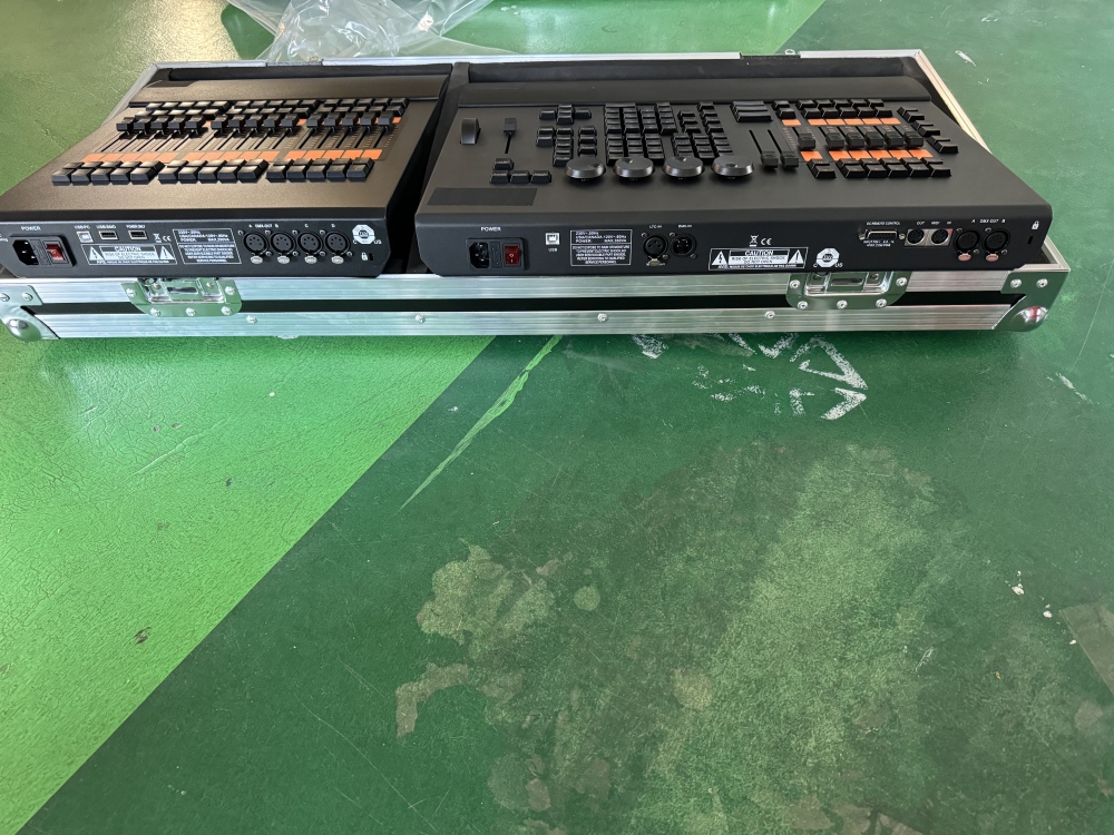 Professional Lighting Controller Stage Lights Console Moving Head DMX512 Party MA2 Command Wing + Fader Wing Combined Lighting