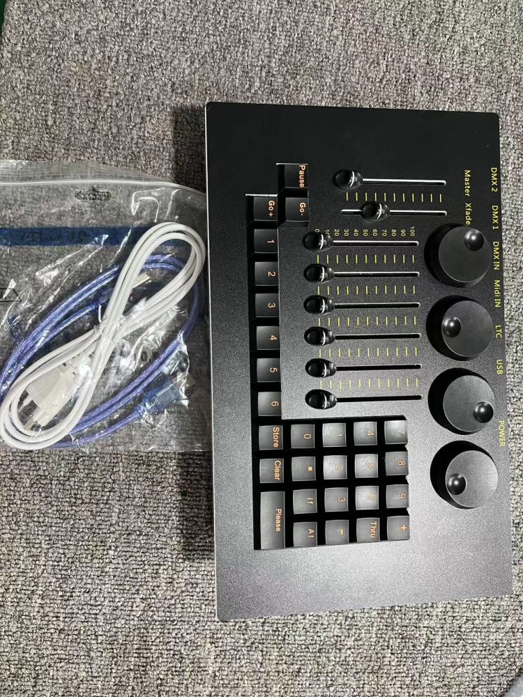 Mini MA2 Command Wing Stage Effect Light Controller Console With MA Handbag For DJ Party Disco wedding Moving Head Beam Wash Spot