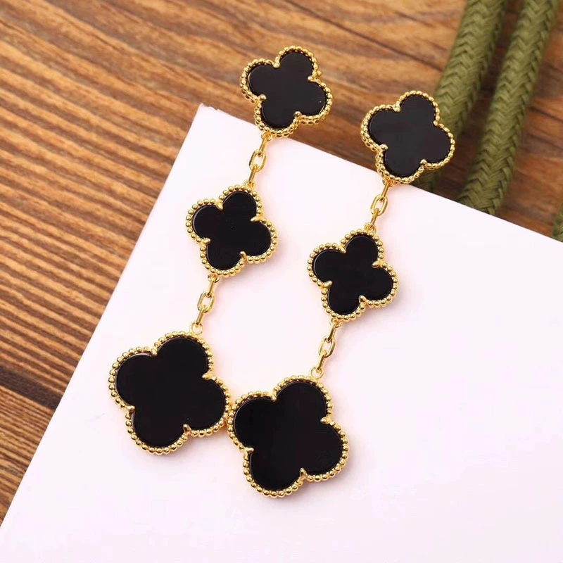 3 clover earrings