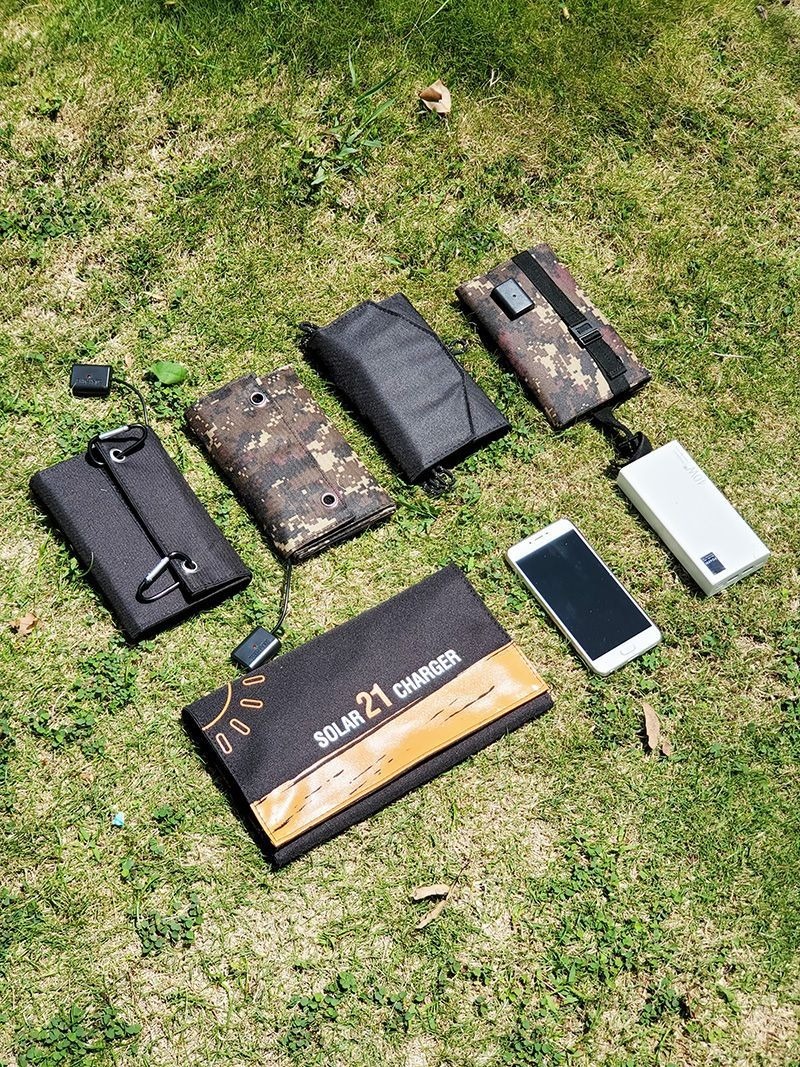 20W monocrystalline silicon solar panel folding bag for outdoor portable mobile phone charging and power generation photovoltaic panel