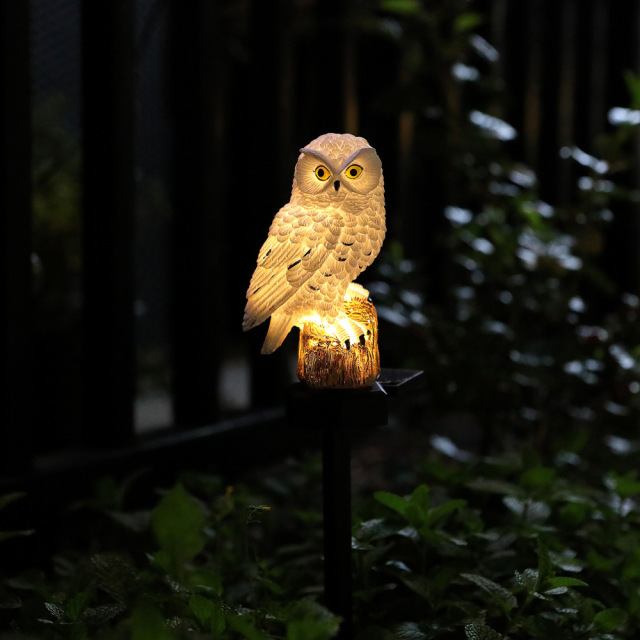 Outdoor Garden Owl LED Solar Light Courtyard Simulation Animal Resin Lawn Plug in Light