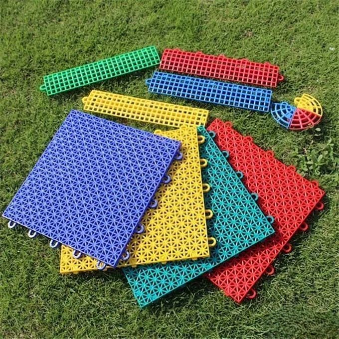 Levitating mats