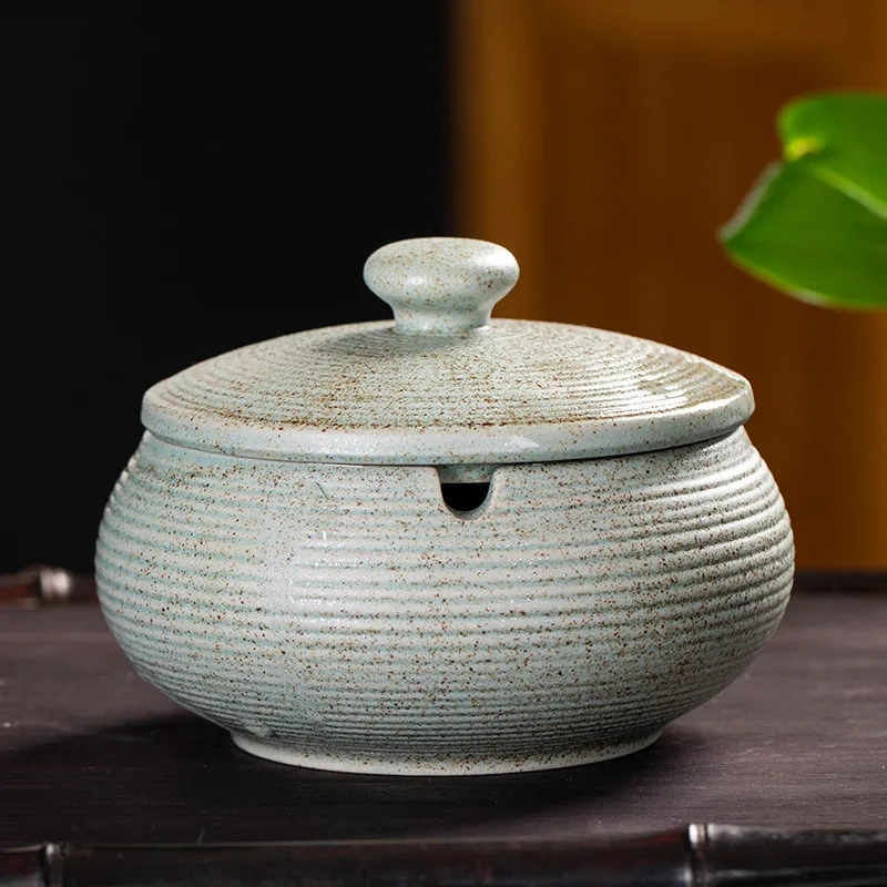 Retro Gradient Ceramic Covered Ashtray Large Capacity Windproof Storage Box Office Living Room Ashtray Gift Home Decor