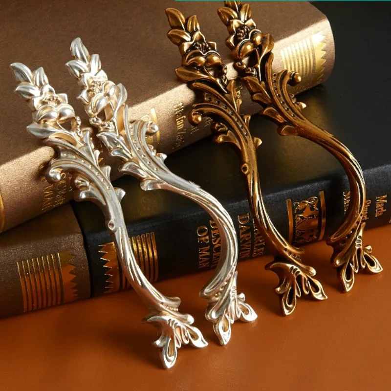 1pcs European Wardrobe Cabinet Handle and Knobs Door Handle Drawer Knobs and Pulls Antique Yellow and Silver